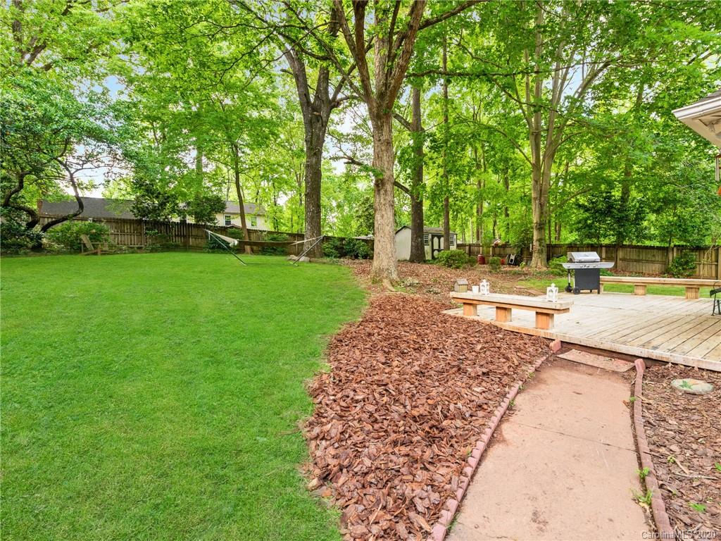 6001 Colchester Place Charlotte NC 28210