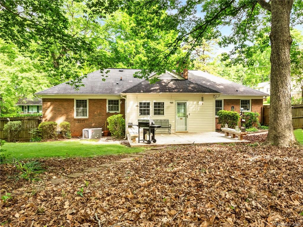 6001 Colchester Place Charlotte NC 28210