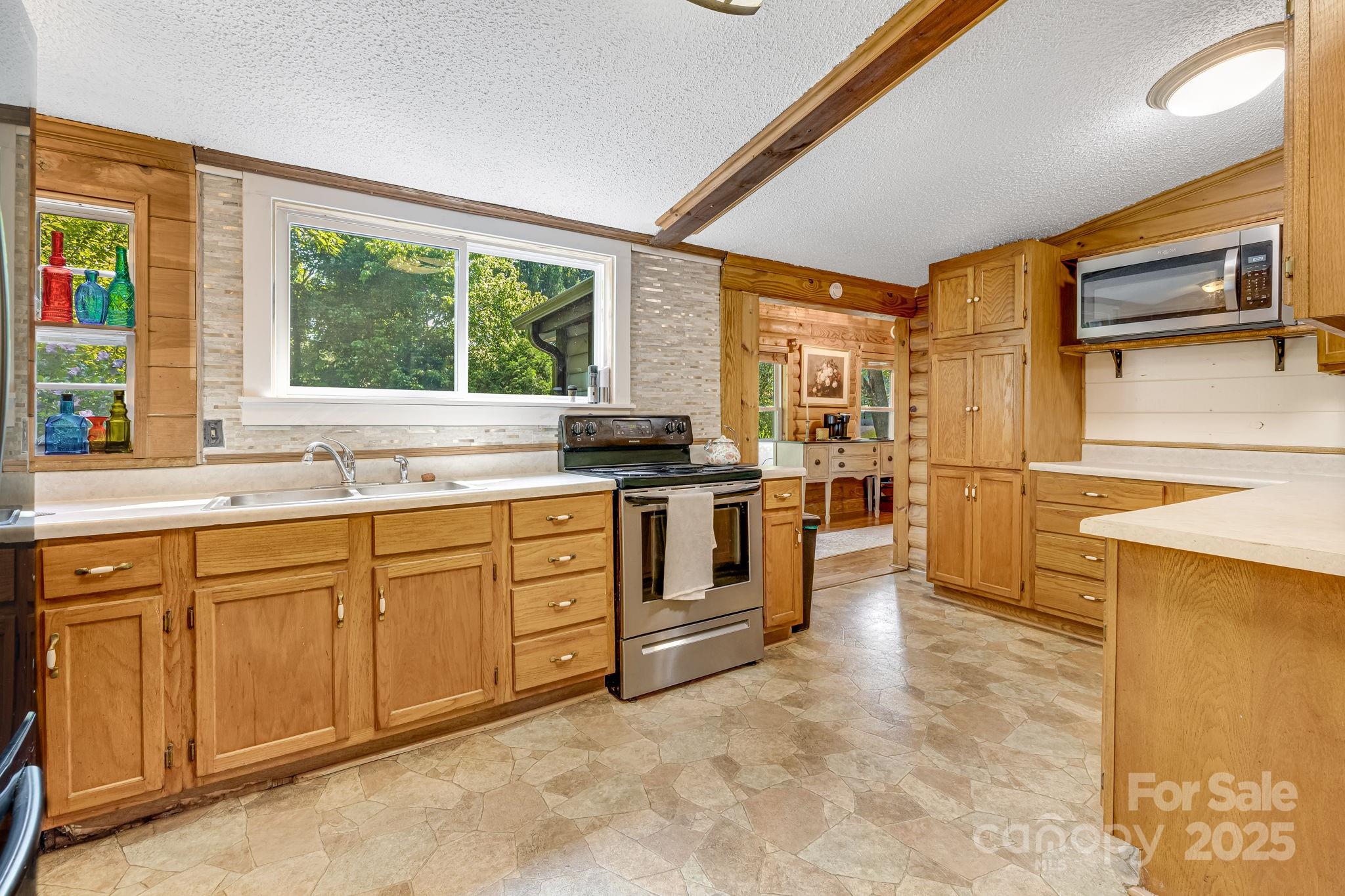 19 Timbers Edge Lane Fairview NC 28730