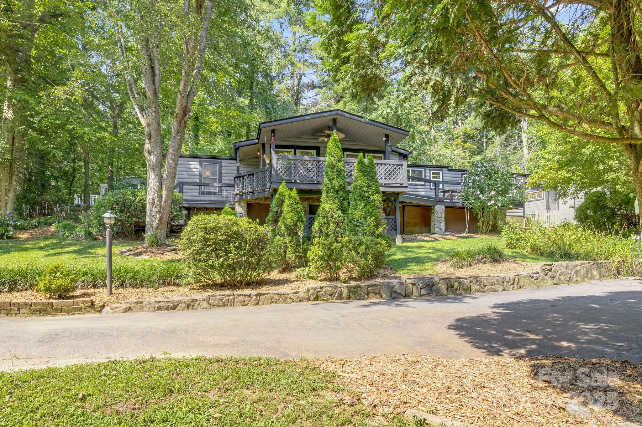 19 Timbers Edge Lane Fairview NC 28730