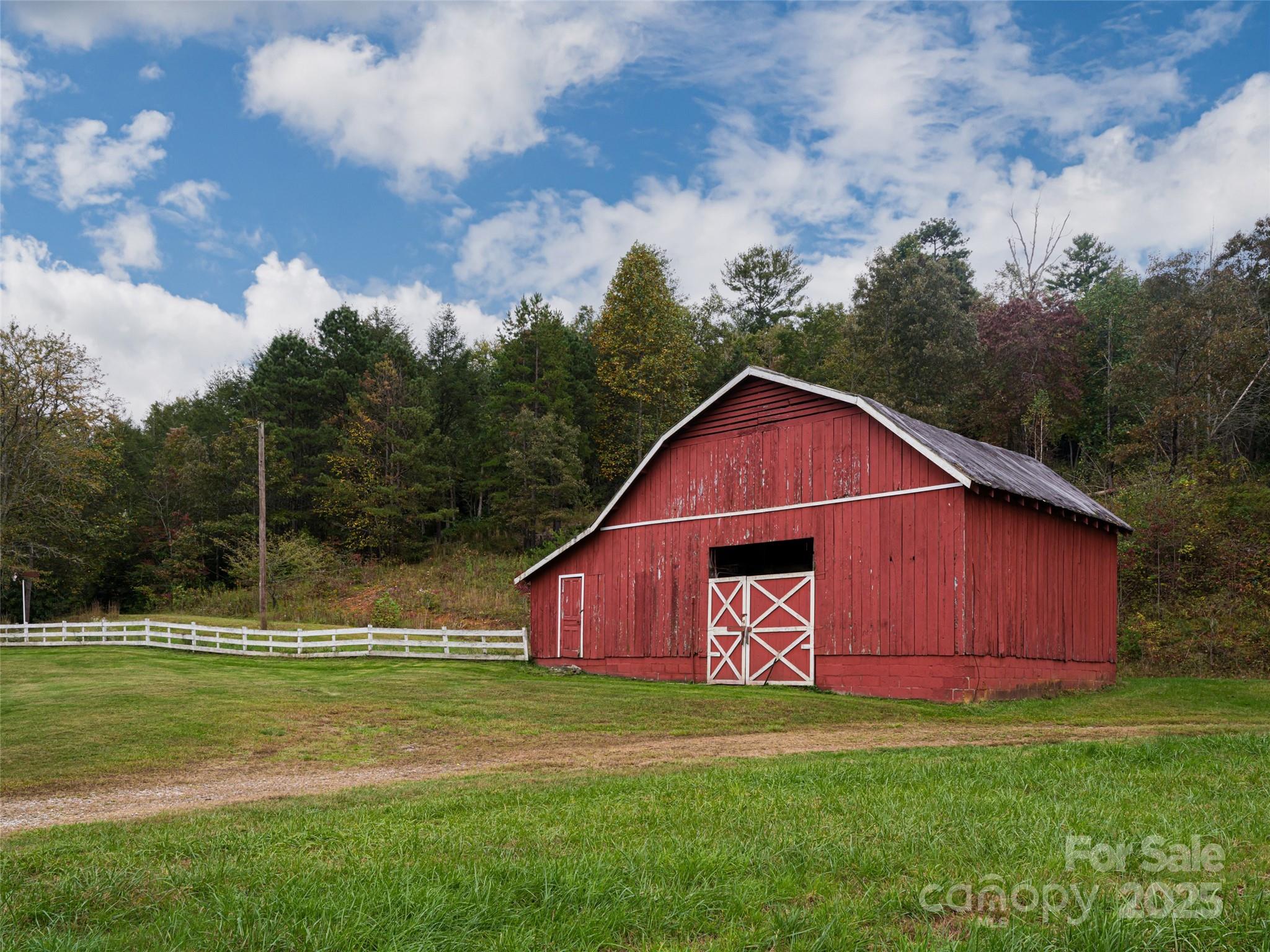 71 Happy Valley Drive Mills River NC 28759