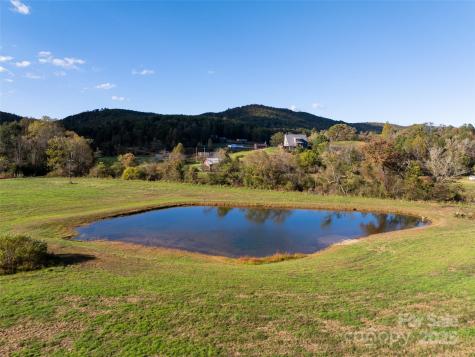 71 Happy Valley Drive Mills River NC 28759