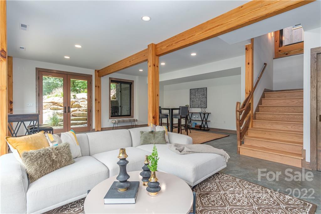 115 Hellbender Lane Asheville NC 28804