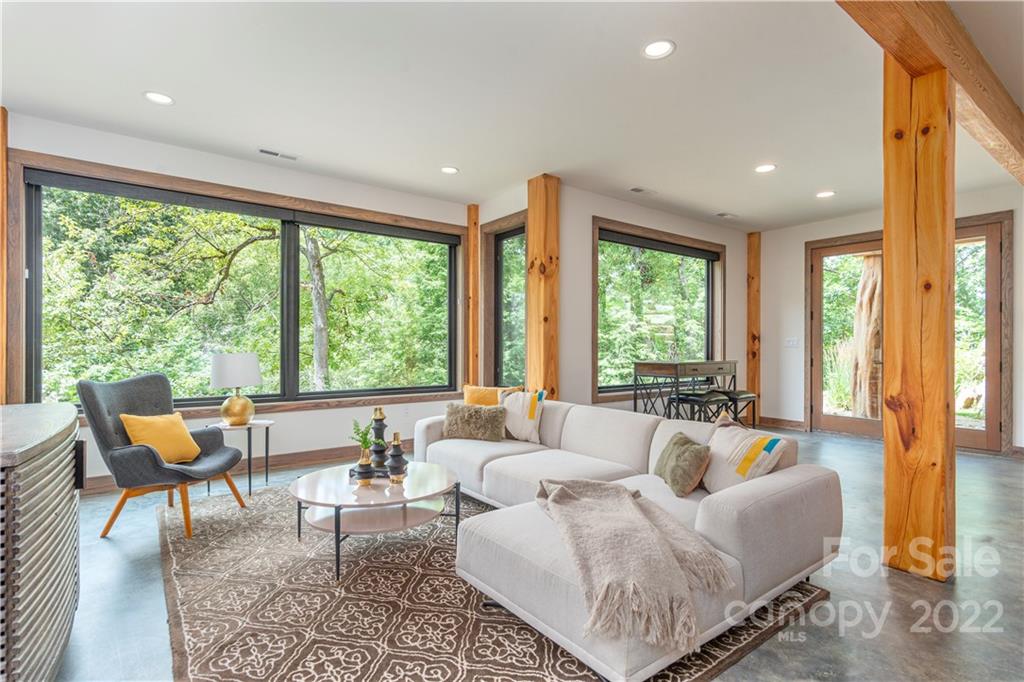115 Hellbender Lane Asheville NC 28804