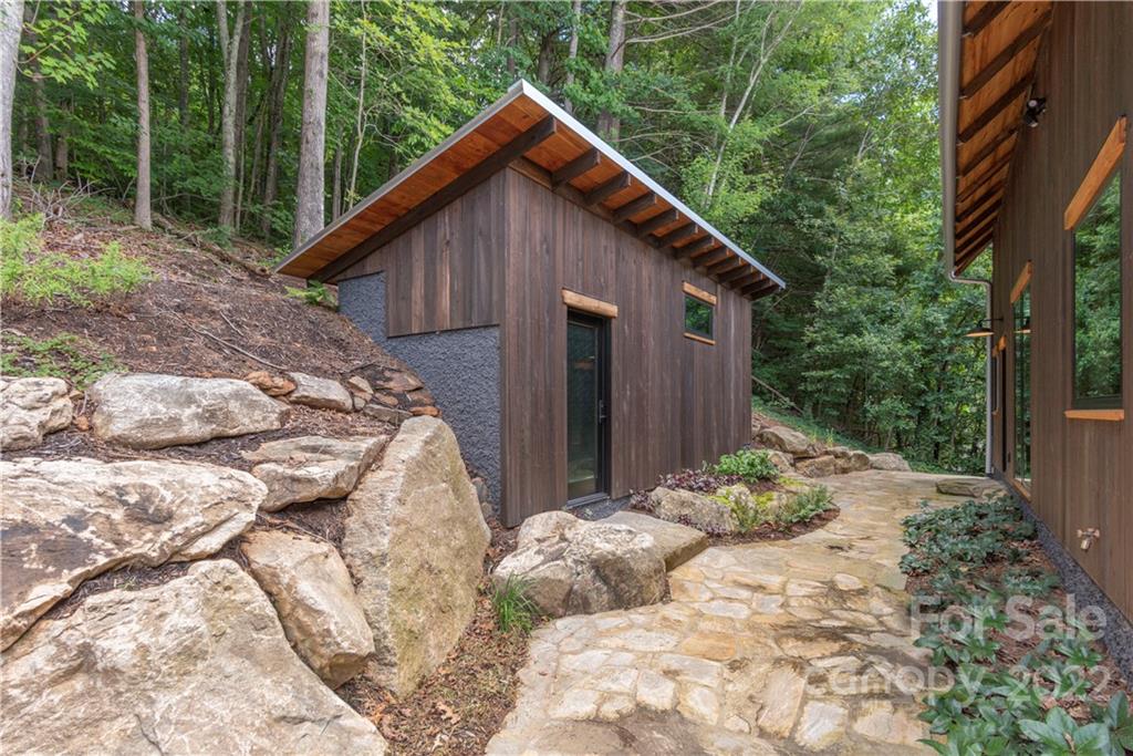 115 Hellbender Lane Asheville NC 28804