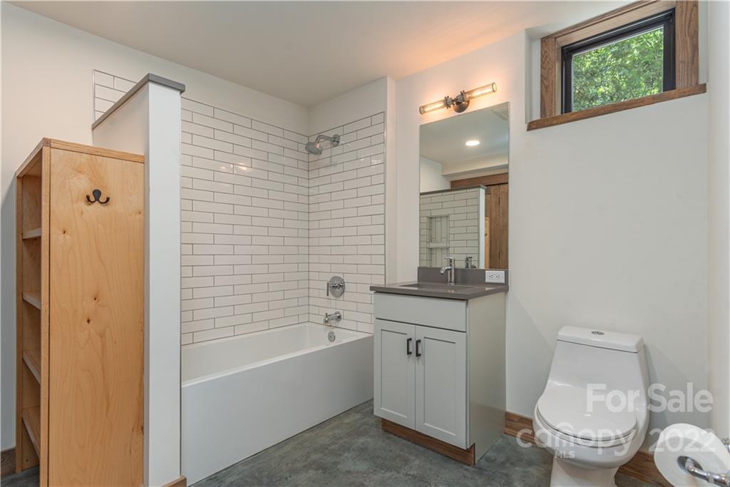 115 Hellbender Lane Asheville NC 28804