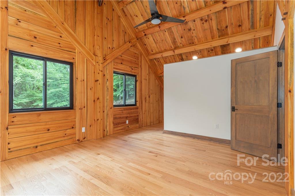 115 Hellbender Lane Asheville NC 28804