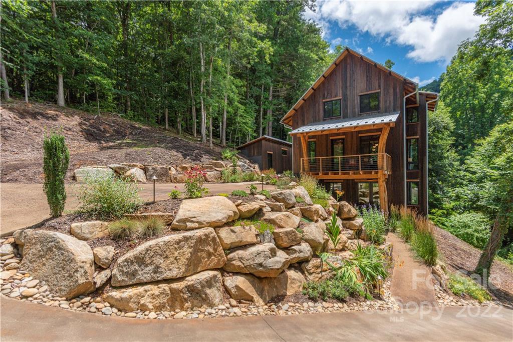 115 Hellbender Lane Asheville NC 28804