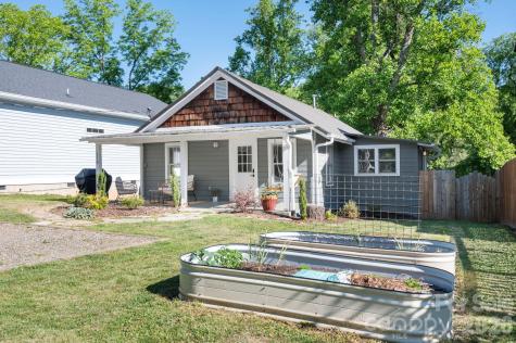 110 Le An Hurst Road Asheville NC 28803