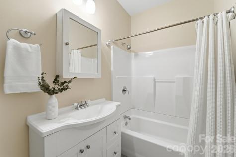 2370 Valelake Road York SC 29745