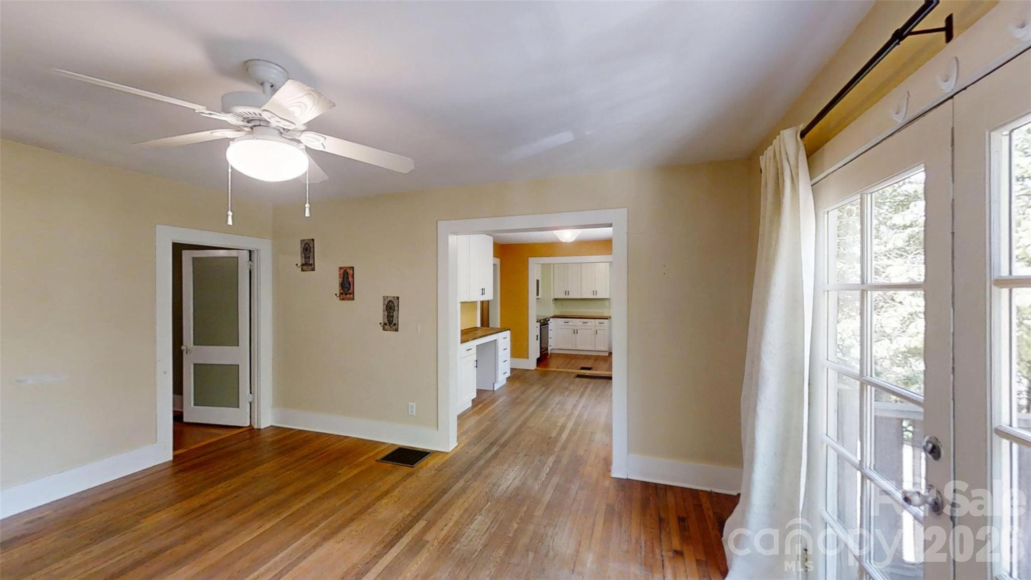 33 Euclid Boulevard Asheville NC 28806