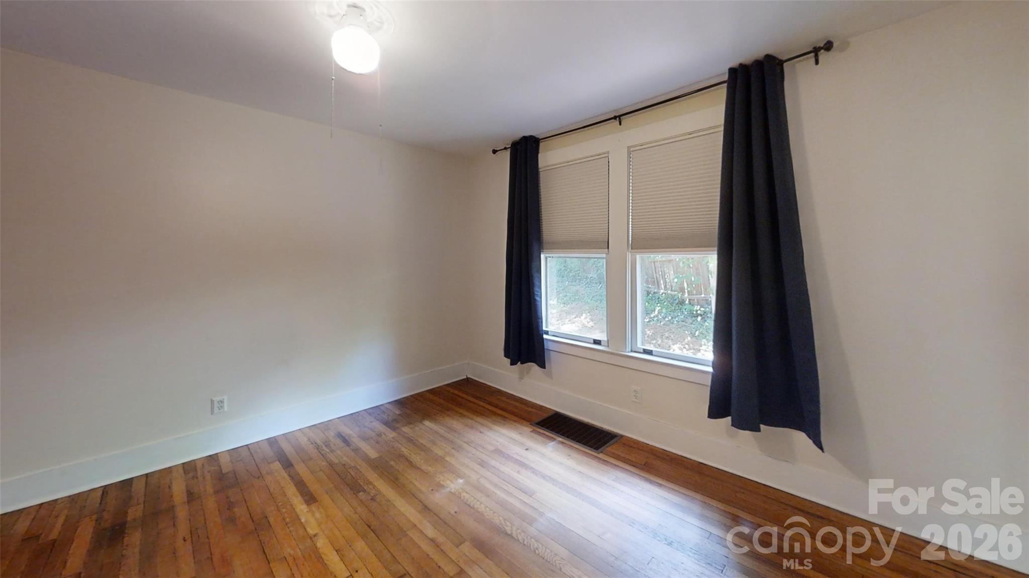 33 Euclid Boulevard Asheville NC 28806