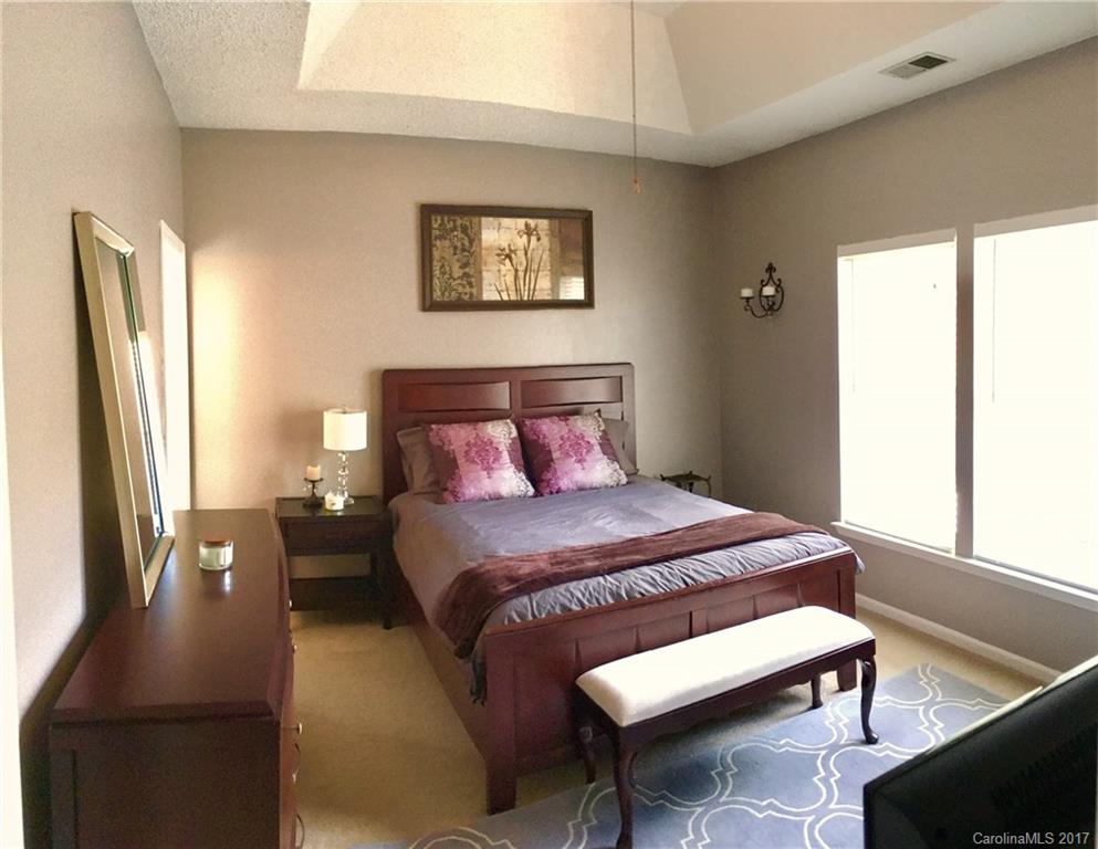 3208 Harris Mill Lane Charlotte NC 28262