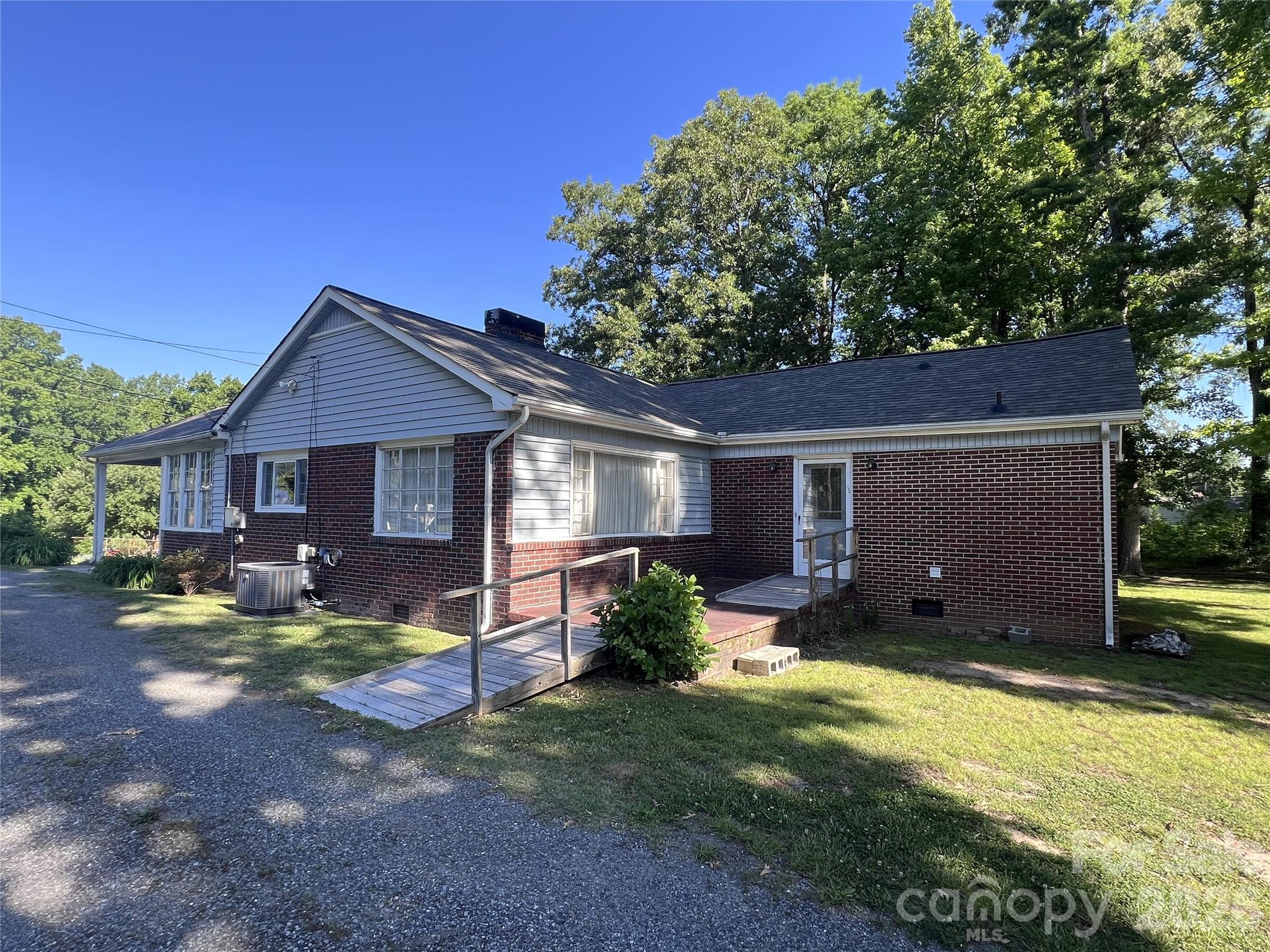 209 S Roxford Road Kings Mountain NC 28086