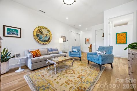 6 River Run Asheville NC 28804