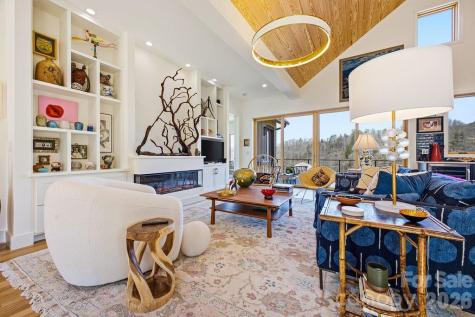 6 River Run Asheville NC 28804