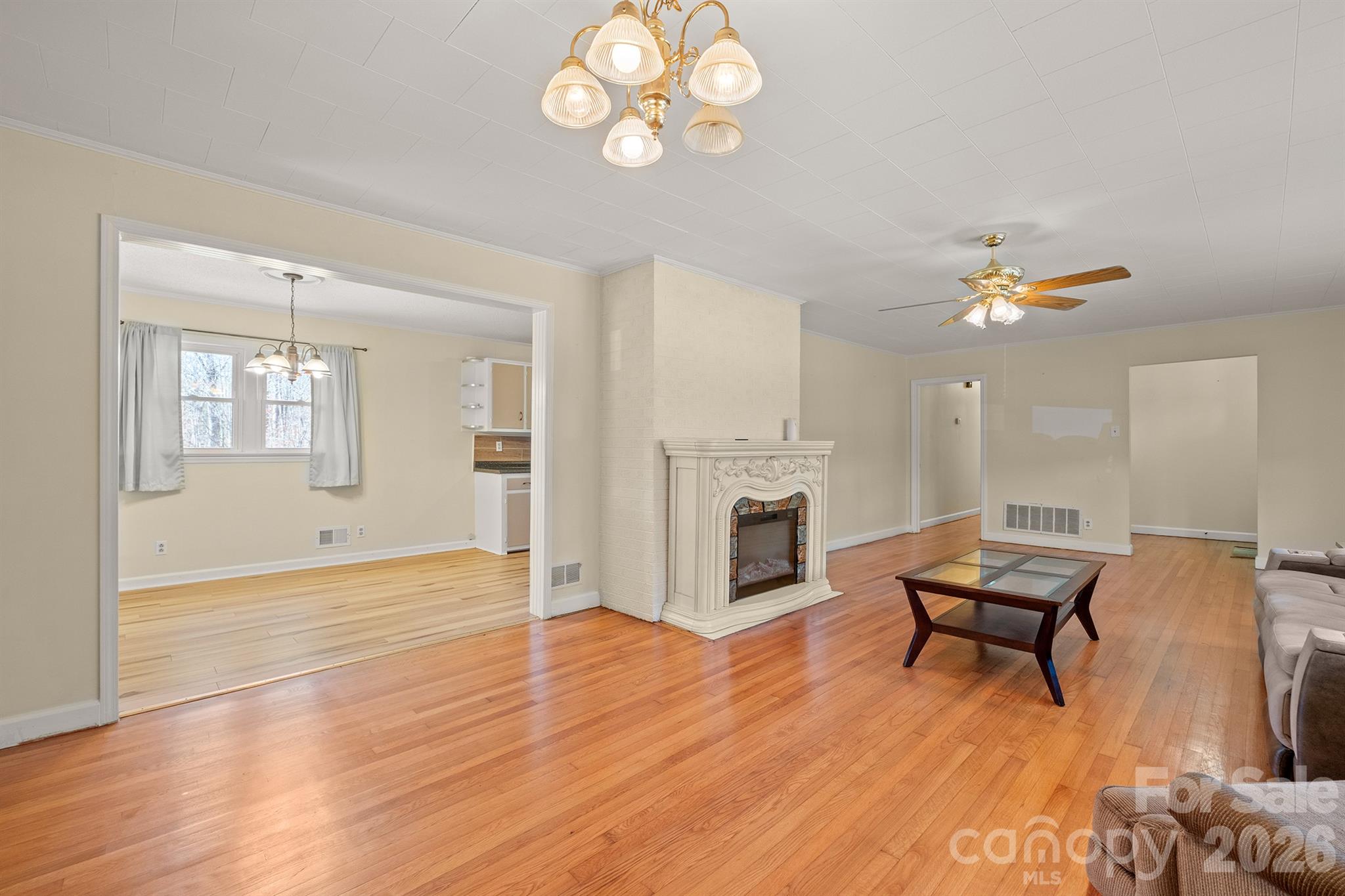 6264 Us 221 Highway S Marion NC 28752