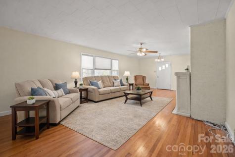 6264 Us 221 Highway S Marion NC 28752