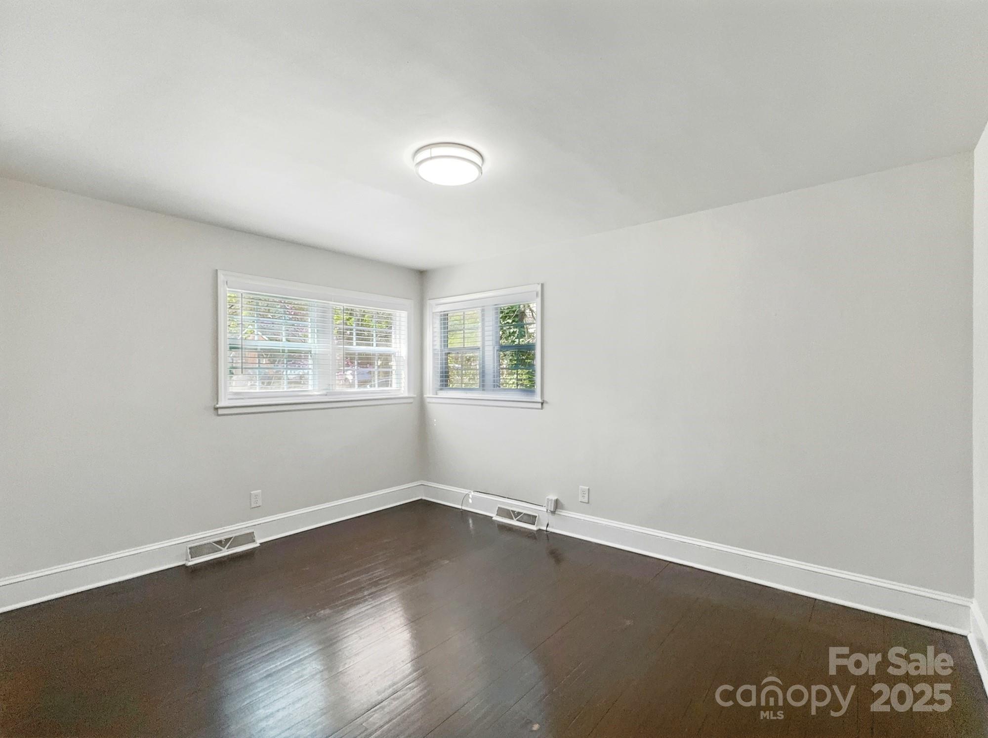 3229 Enfield Road Charlotte NC 28205