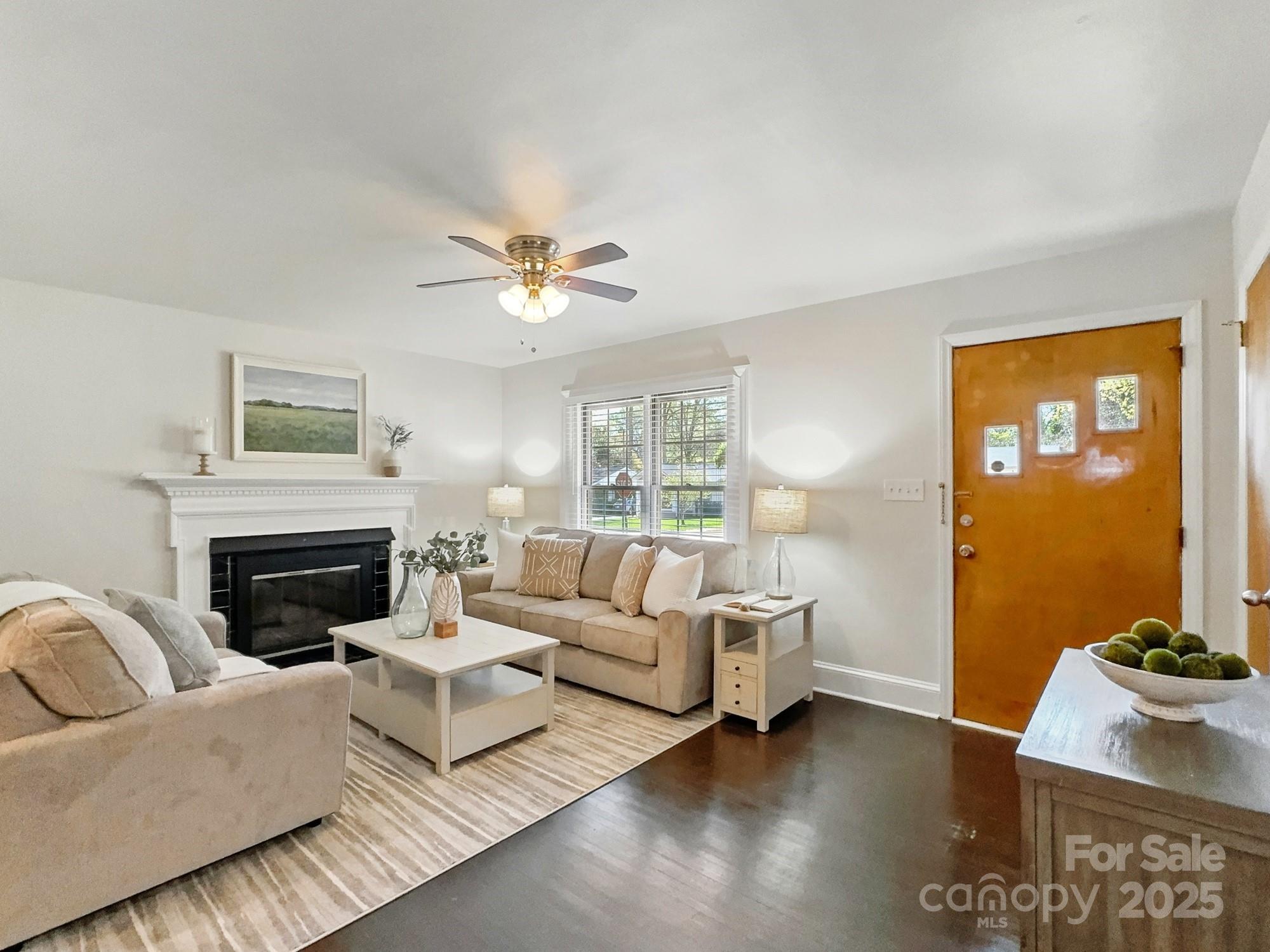 3229 Enfield Road Charlotte NC 28205