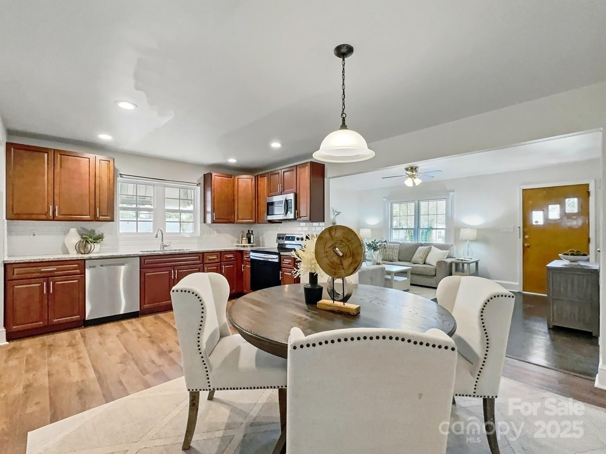 3229 Enfield Road Charlotte NC 28205