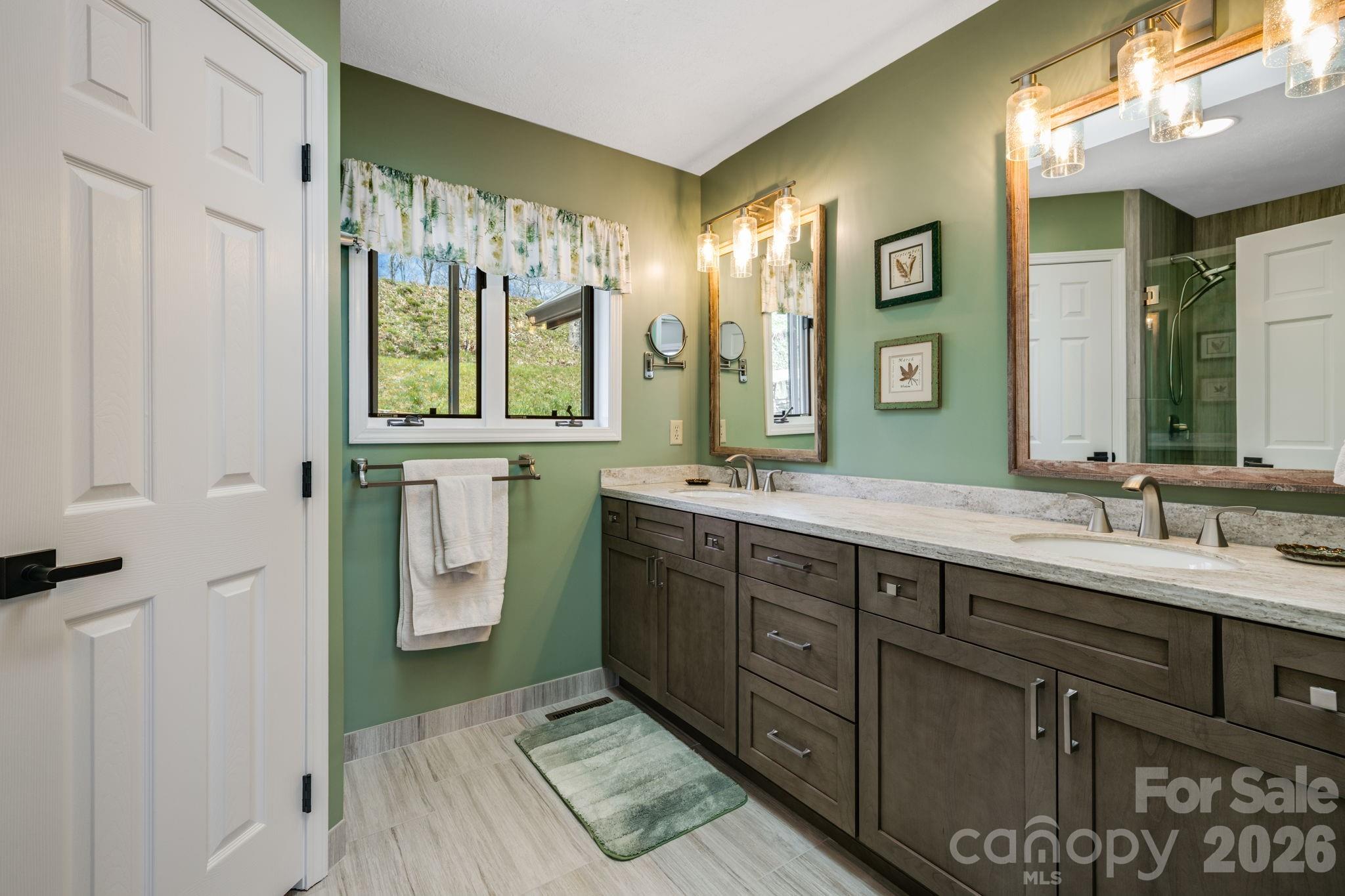 234 Upper Lookout Drive Mars Hill NC 28754