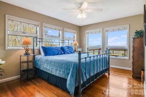 234 Upper Lookout Drive Mars Hill NC 28754