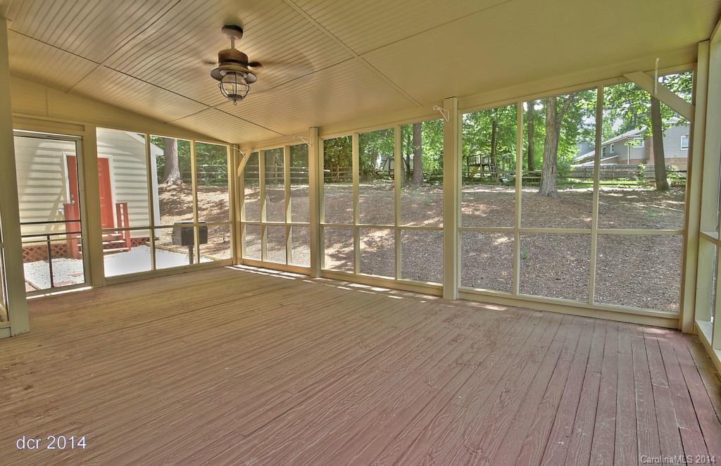 906 Wishing Well Lane Charlotte NC 28270