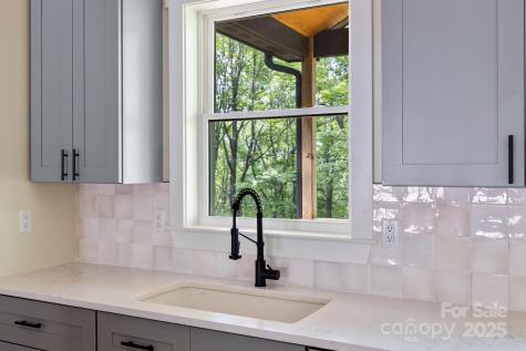 939 Rocky Mountain Road Lake Toxaway NC 28747