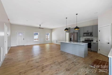 939 Rocky Mountain Road Lake Toxaway NC 28747