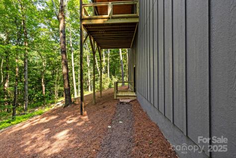 939 Rocky Mountain Road Lake Toxaway NC 28747