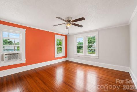 1302 Wilson W Lee Boulevard Statesville NC 28677
