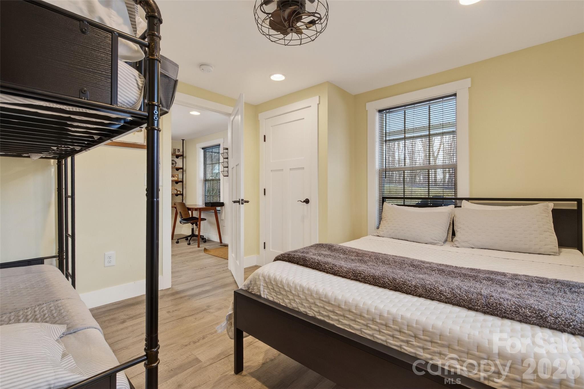 250 Seagle Street Marion NC 28752