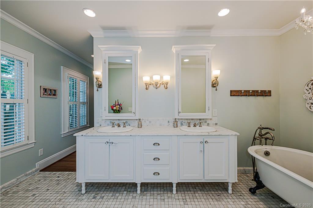 128 S Laurel Avenue Charlotte NC 28207