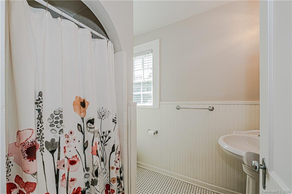 128 S Laurel Avenue Charlotte NC 28207