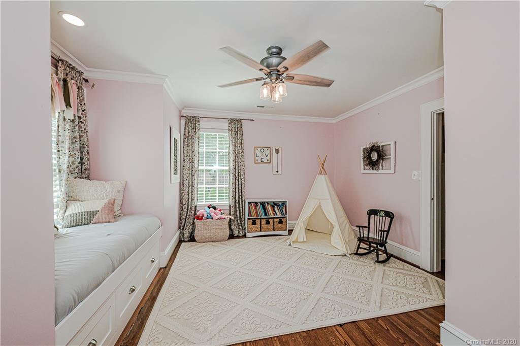 128 S Laurel Avenue Charlotte NC 28207