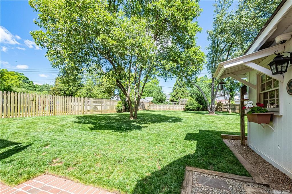 128 S Laurel Avenue Charlotte NC 28207