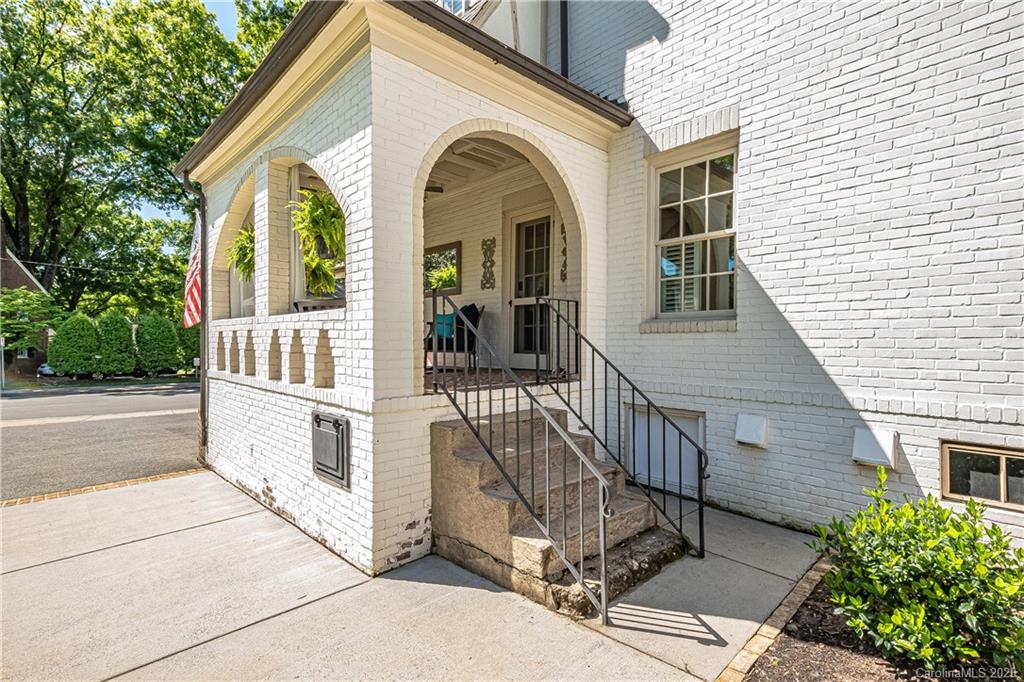 128 S Laurel Avenue Charlotte NC 28207