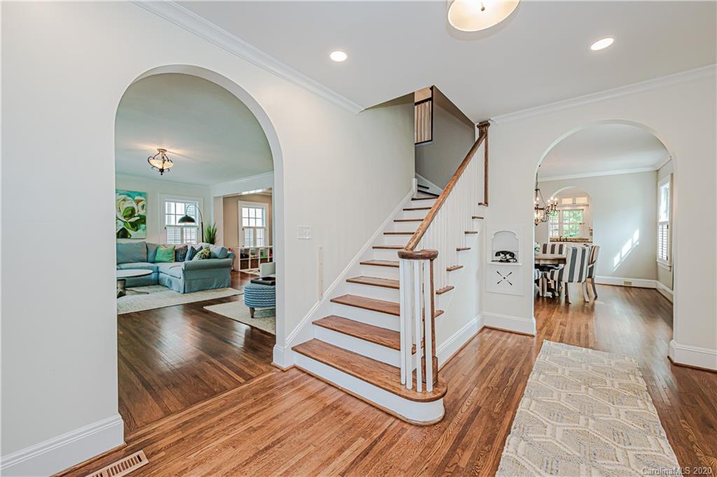 128 S Laurel Avenue Charlotte NC 28207