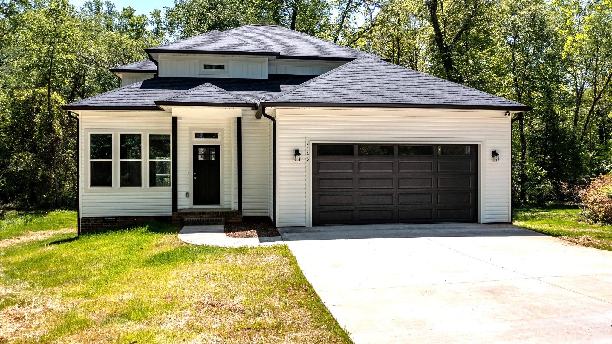 4146 2nd Street NE Hickory NC 28601