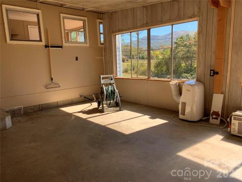 465 Bee Tree Road Swannanoa NC 28778