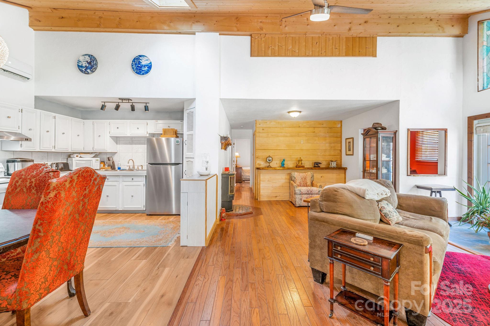 226 Fish Pond Lane Burnsville NC 28714