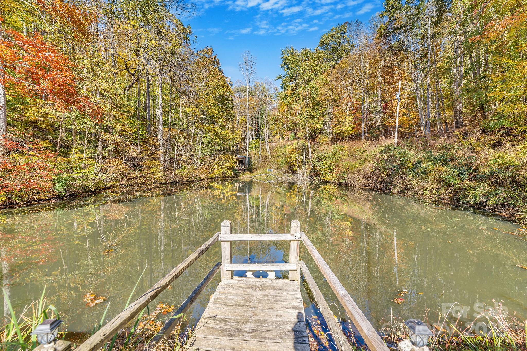 226 Fish Pond Lane Burnsville NC 28714