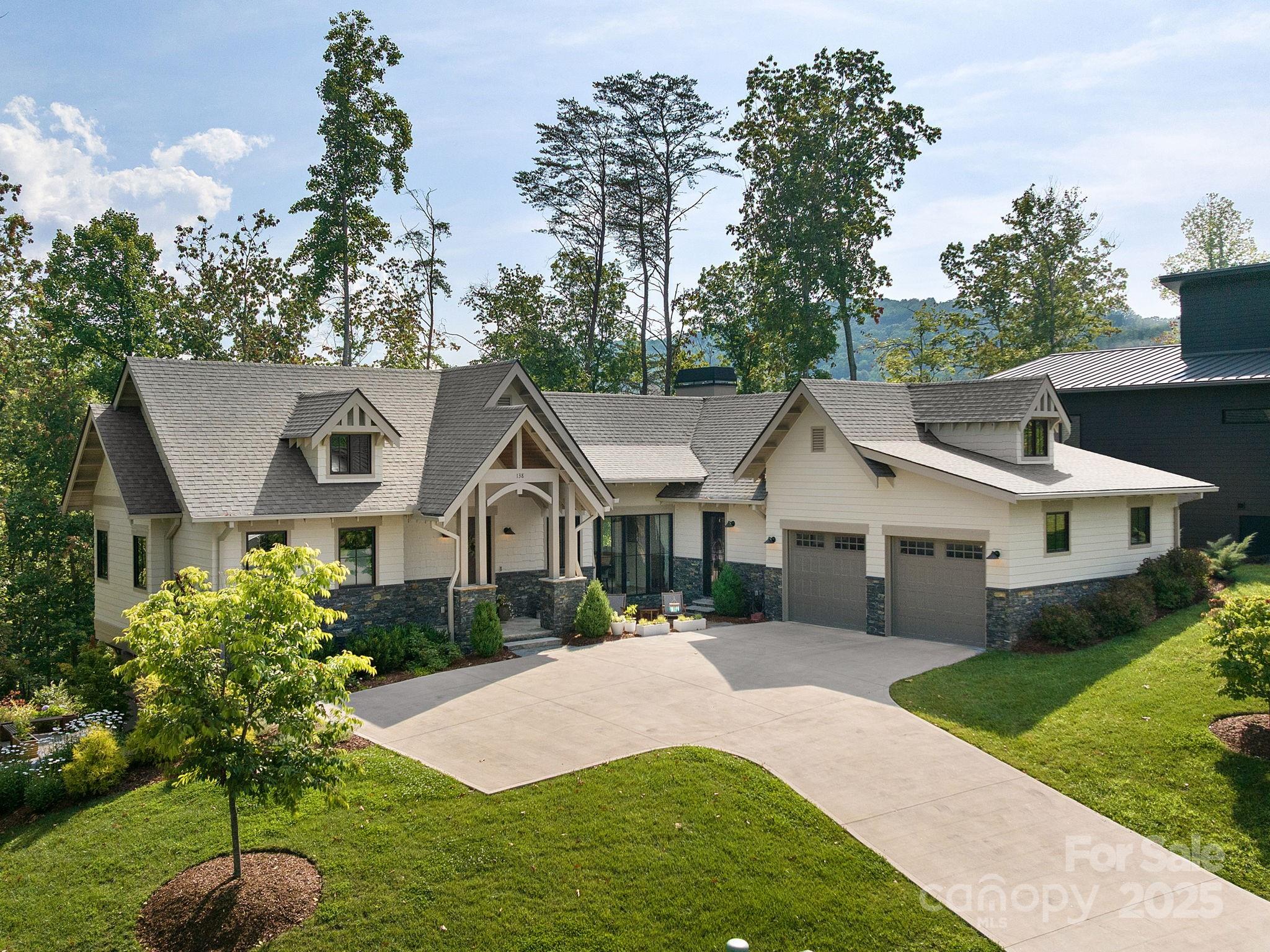 138 Riverbend Forest Drive Asheville NC 28805