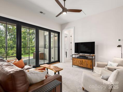 138 Riverbend Forest Drive Asheville NC 28805