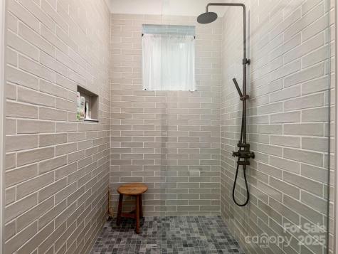 138 Riverbend Forest Drive Asheville NC 28805