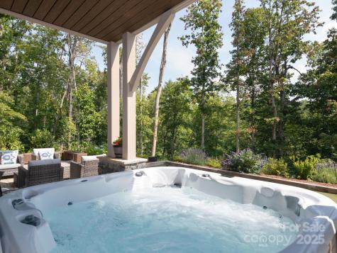 138 Riverbend Forest Drive Asheville NC 28805