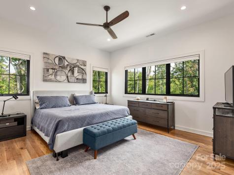 138 Riverbend Forest Drive Asheville NC 28805