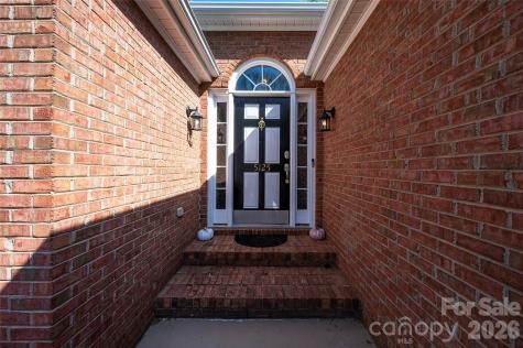 5125 Old Plantation Circle Winston Salem NC 27104