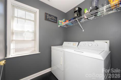 5125 Old Plantation Circle Winston Salem NC 27104